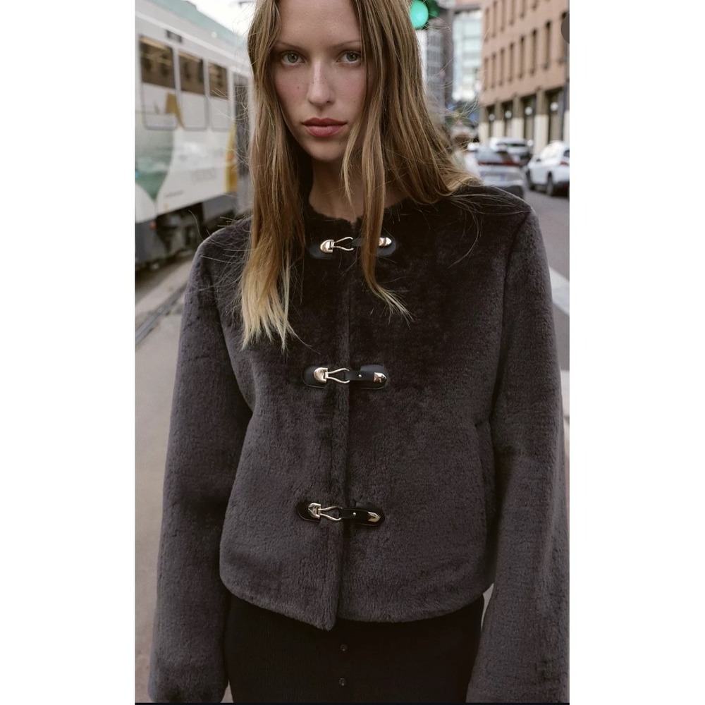 Zara Womens Double Faced Faux Fur Toggle Crop Jacket Brown Cozy Luxury Minimal S - Picture 2 of 16